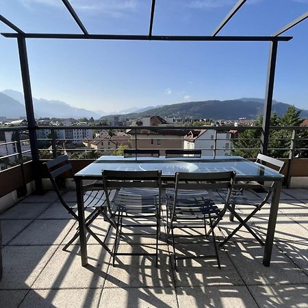 Outstanding apartment in Annecy Buitenkant foto